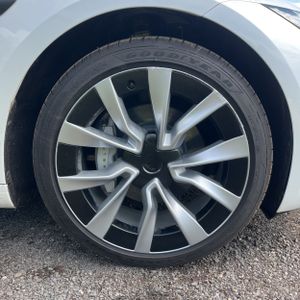 2025 Tesla MODEL 3 LONG RANGE 缩略图 20