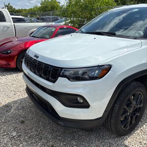صورة مصغرة 45 لـ 2026 JEEP COMPASS LATITUDE ALTITUDE