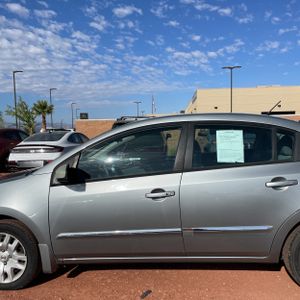 NISSAN SENTRA 2.0 S - 4