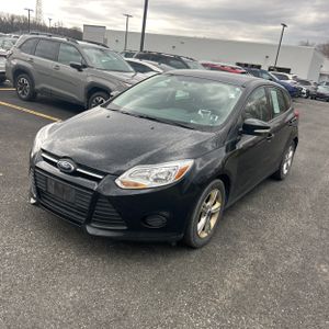FORD FOCUS SE - 1