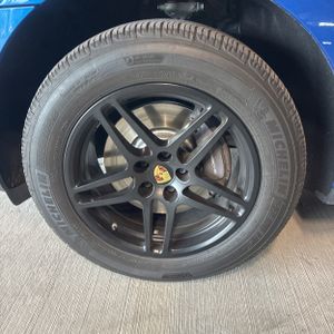 صورة مصغرة 17 لـ 2018 Porsche MACAN BASE
