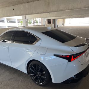 LEXUS IS 300 F SPORT DESIGN - 6