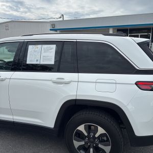 JEEP GRAND CHEROKEE 4XE - 6