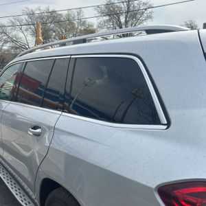 MERCEDES-BENZ GLS - 6