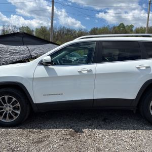JEEP CHEROKEE LATITUDE PLUS - 4