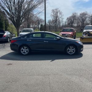 HYUNDAI SONATA LIMITED - 10