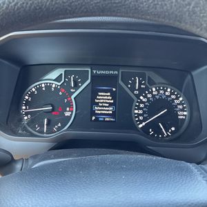 صورة مصغرة 38 لـ 2023 Toyota TUNDRA SR5