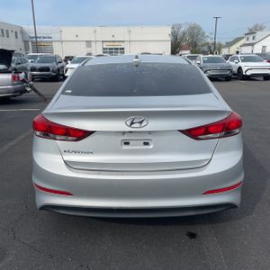 HYUNDAI ELANTRA SE - 7