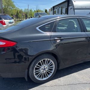 FORD FUSION SE - 9