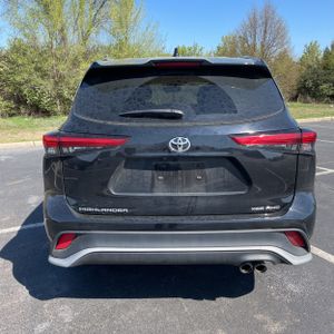 TOYOTA HIGHLANDER - 7