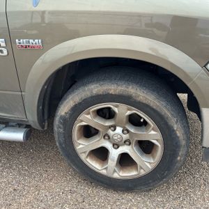 2013 RAM 1500 LARAMIE photo 13