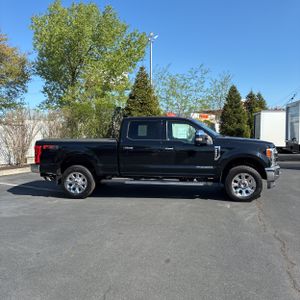FORD F-250 SUPER DUTY LARIAT - 10