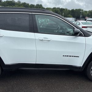 2023 JEEP COMPASS LIMITED thumbnail 11