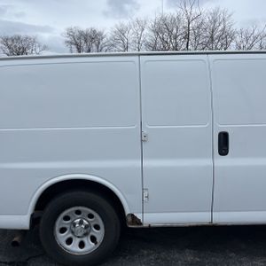 CHEVROLET EXPRESS - 9