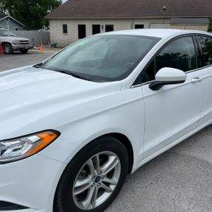 FORD FUSION SE - 2