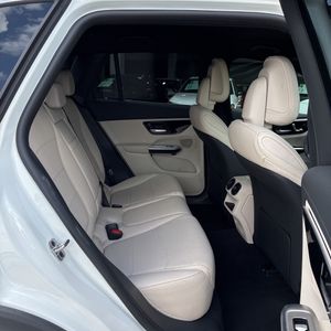2025 Mercedes-BENZ GLC 缩略图 35