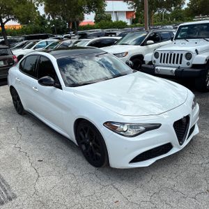 2021 ALFA Romeo GIULIA TI RWD — фото 12