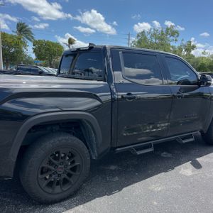 TOYOTA TUNDRA - 9