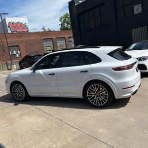 PORSCHE CAYENNE TURBO - 3