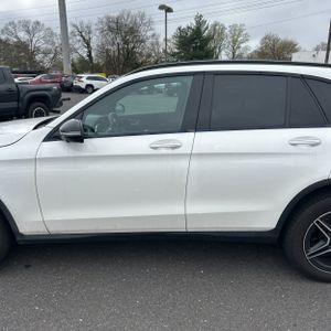 MERCEDES-BENZ GLC - 4