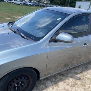 2009 Hyundai ELANTRA GLS 照片 2