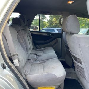 2005 Toyota 4RUNNER SR5 thumbnail 35