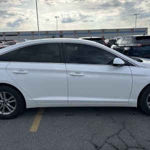 HYUNDAI SONATA SE - 9