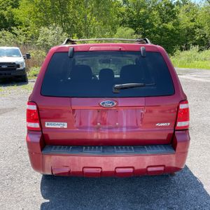 FORD ESCAPE XLT - 7