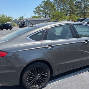 FORD FUSION SE - 9