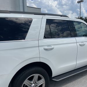 صورة 9 لـ 2020 FORD EXPEDITION XLT