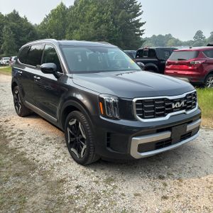 صورة 12 لـ 2023 KIA TELLURIDE S