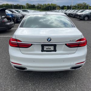 BMW 7 SERIES 740I - 7