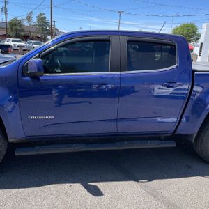 CHEVROLET COLORADO LT CREW CAB - 4