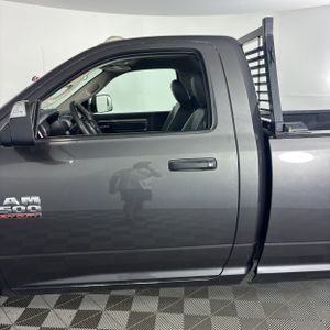 صورة 3 لـ 2017 RAM 3500 TRADESMAN