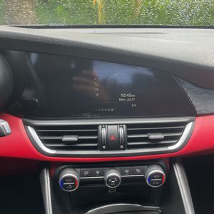 2019 ALFA Romeo GIULIA RWD — миниатюра 36