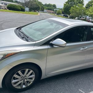 2015 Hyundai ELANTRA SE — фото 2