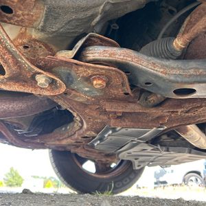 صورة مصغرة 30 لـ 2011 Toyota RAV4 BASE