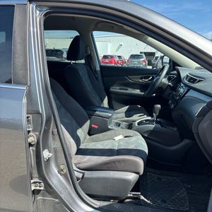 2016 Nissan ROGUE SL 照片 33