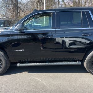 CHEVROLET TAHOE LS - 4