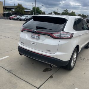 FORD EDGE SEL - 8