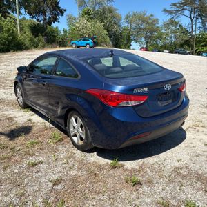 HYUNDAI ELANTRA COUPE GS - 5