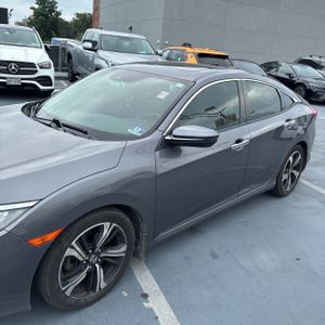 صورة 2 لـ 2016 Honda CIVIC TOURING