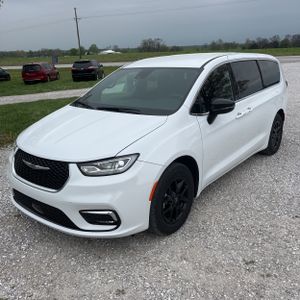 CHRYSLER PACIFICA SELECT - 1