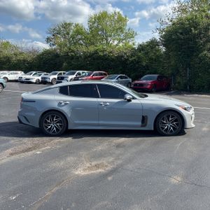 KIA STINGER GT-LINE - 10