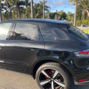 PORSCHE MACAN S - 6