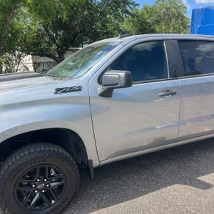 CHEVROLET SILVERADO 1500 CUSTOM TRAIL BOSS - 2