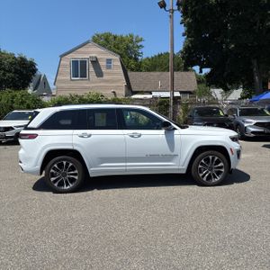 2023 JEEP GRAND CHEROKEE OVERLAND 照片 10