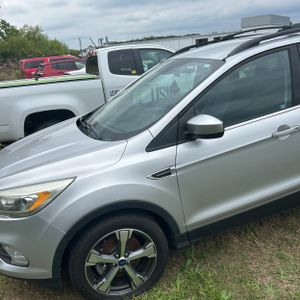 FORD ESCAPE SE - 2