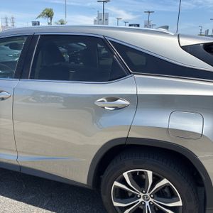 صورة 6 لـ 2022 Lexus RX 350 BASE