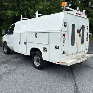 FORD E-350 CUTAWAY - 5